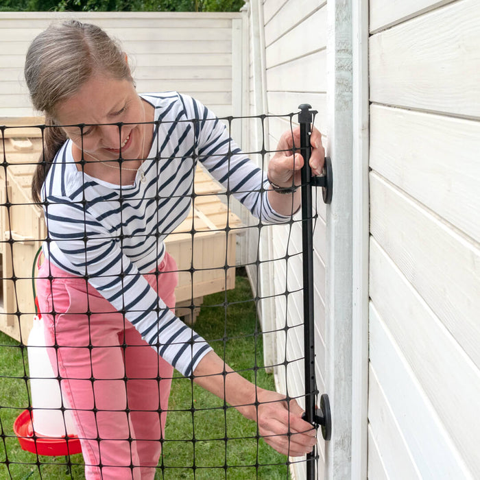 Wall Connection Kit for Omlet Chicken Fencing